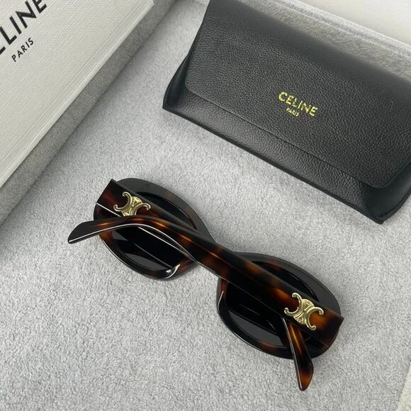 Celine Triomphe Oval Tortoise Sunglasses - Picture 2 of 6